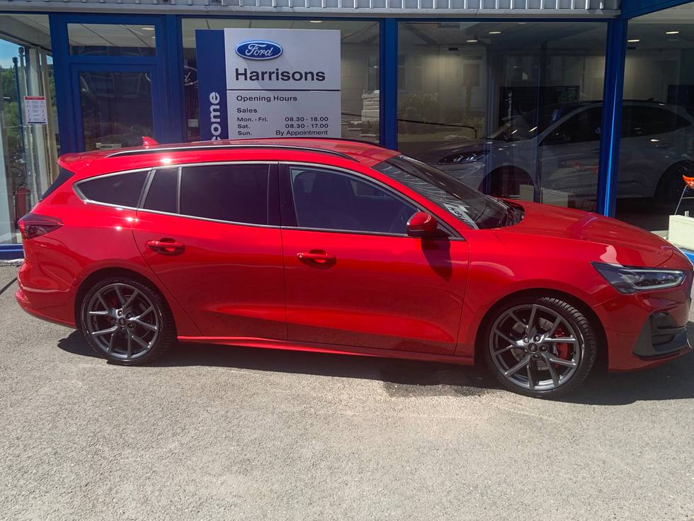 FORD FOCUS 2.3 EcoBoost ST 5dr Auto £27,695
