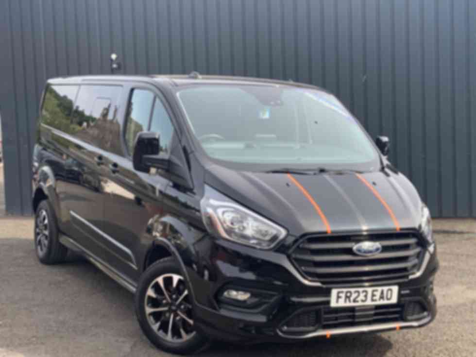 FORD TRANSIT CUSTOM 320 2.0 EcoBlue 170ps L2 D/Cab Sport  31,495