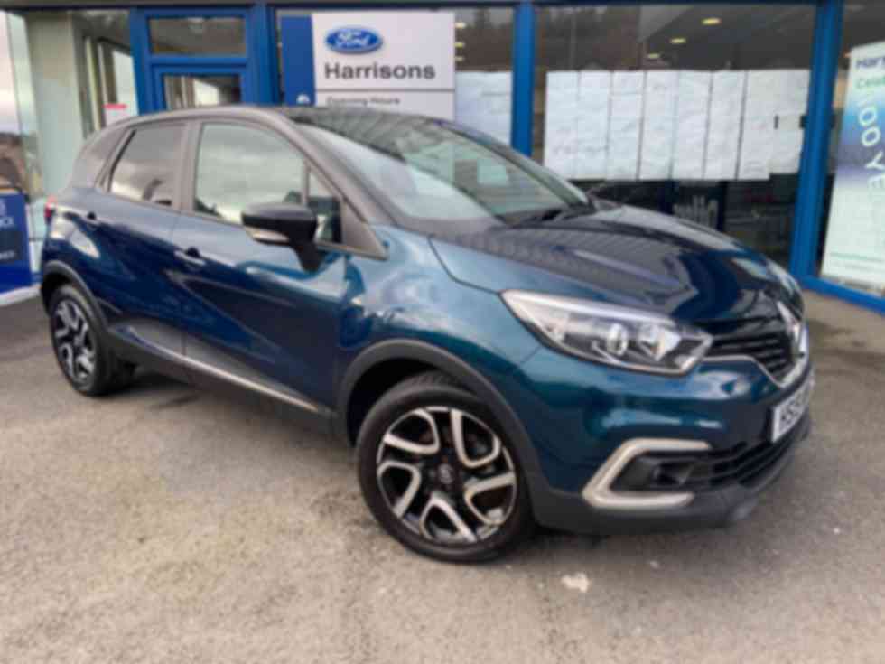 RENAULT CAPTUR ICONIC 1.5 DCI 90PS �8,695