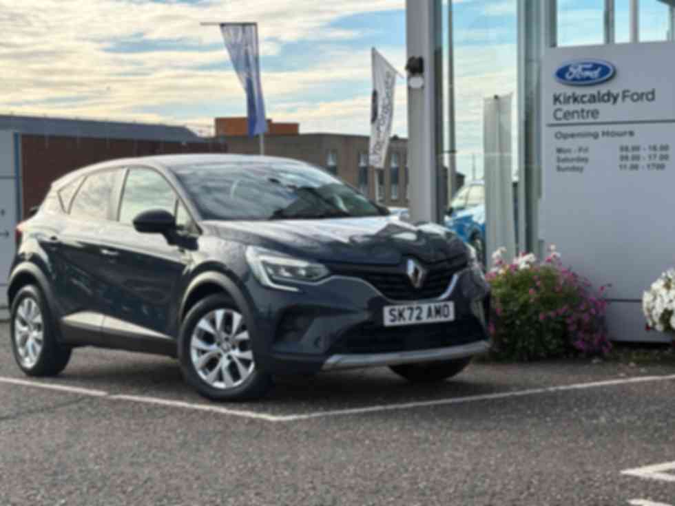 RENAULT CAPTUR ICONIC EDITION TCE 1.0L 6dr 90ps �11,195