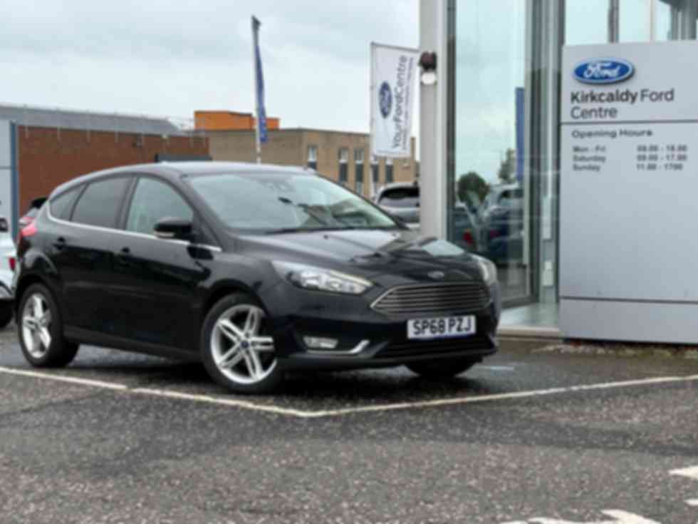 FORD FOCUS TITANIUM 1.0L 6dr 125ps �7,995