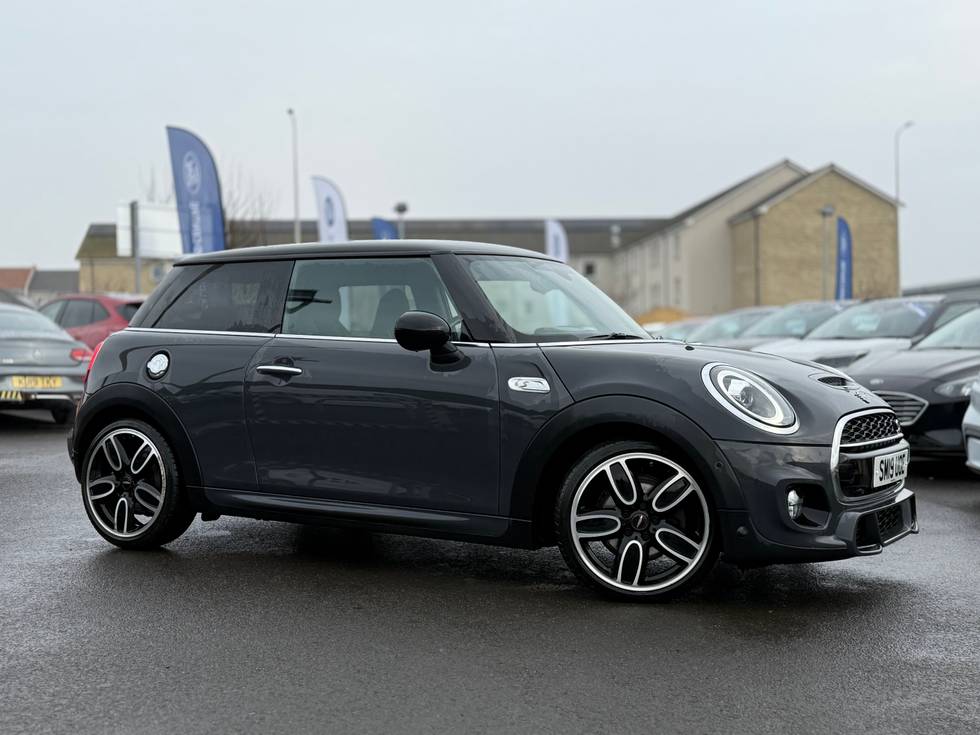 MINI HATCH 2.0 Cooper S Sport Steptronic Euro 6 (s/s) 3dr 15,995