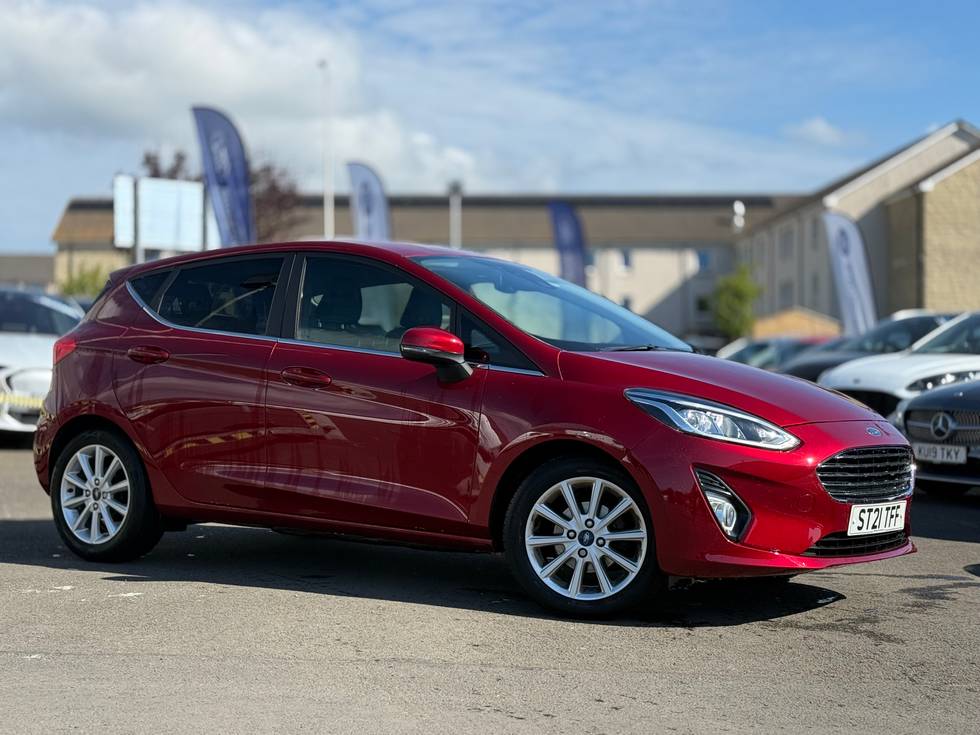 FORD FIESTA TITANIUM £9,495
