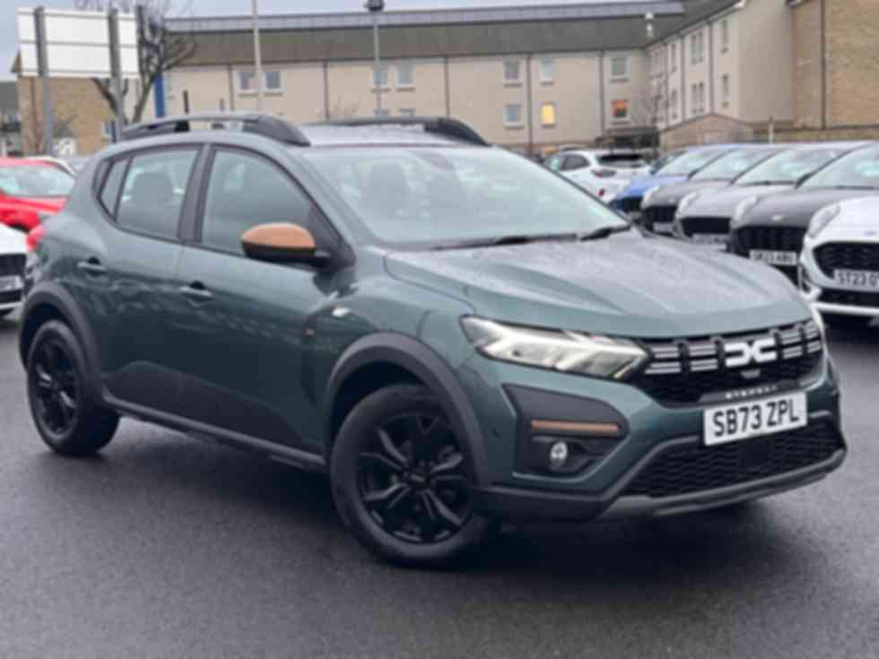 DACIA SANDERO STEPWAY  1.0 TCe Extreme 5dr full service history, 17? alloy wheels, reversing camera, parking sensors front and rear, heated front seats, climate control �13,495