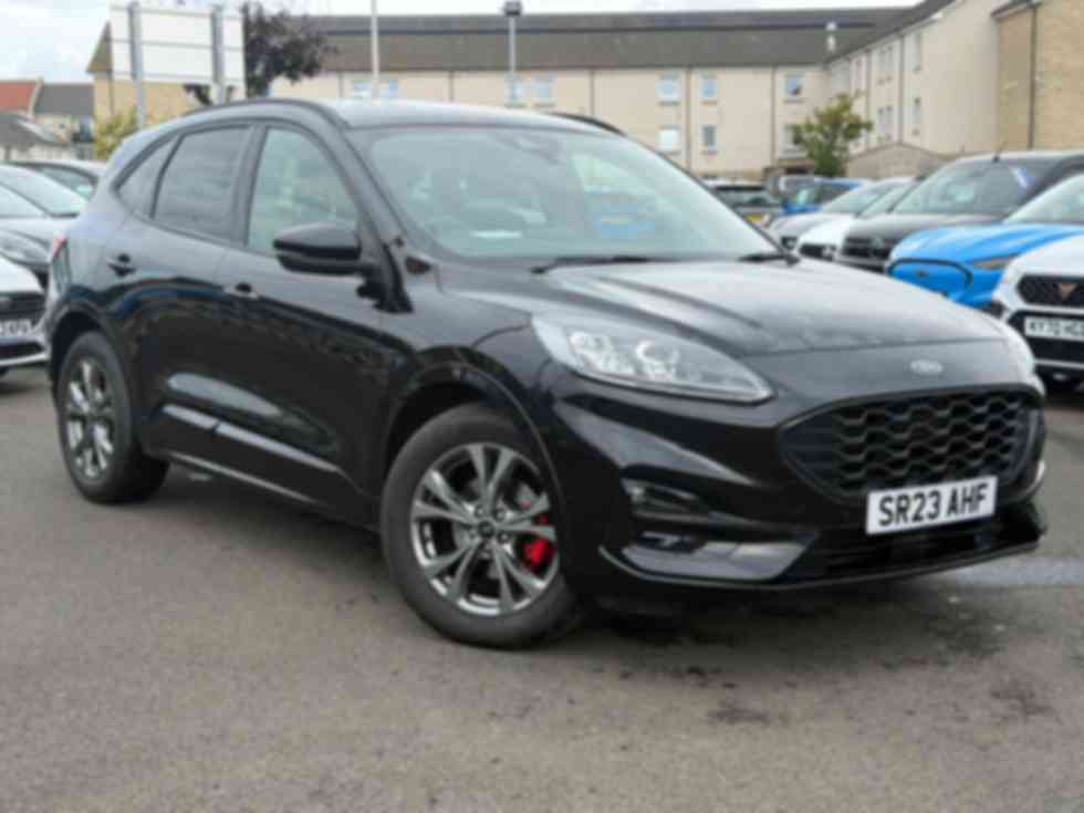 FORD KUGA ST-LINE EDITION �17,995