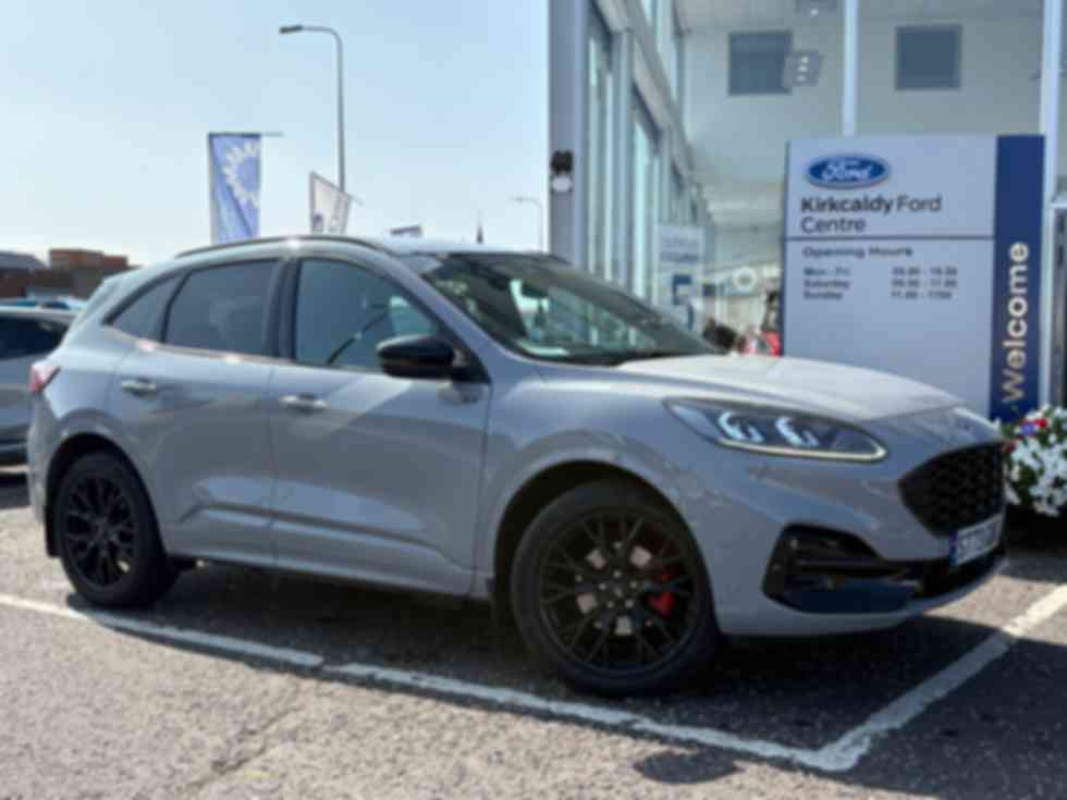 FORD KUGA 2.5 PHEV Graphite Tech Edition 5dr CVT �24,995
