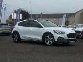 FORD FOCUS 1.0 EcoBoost 125 Active 5dr £11,595