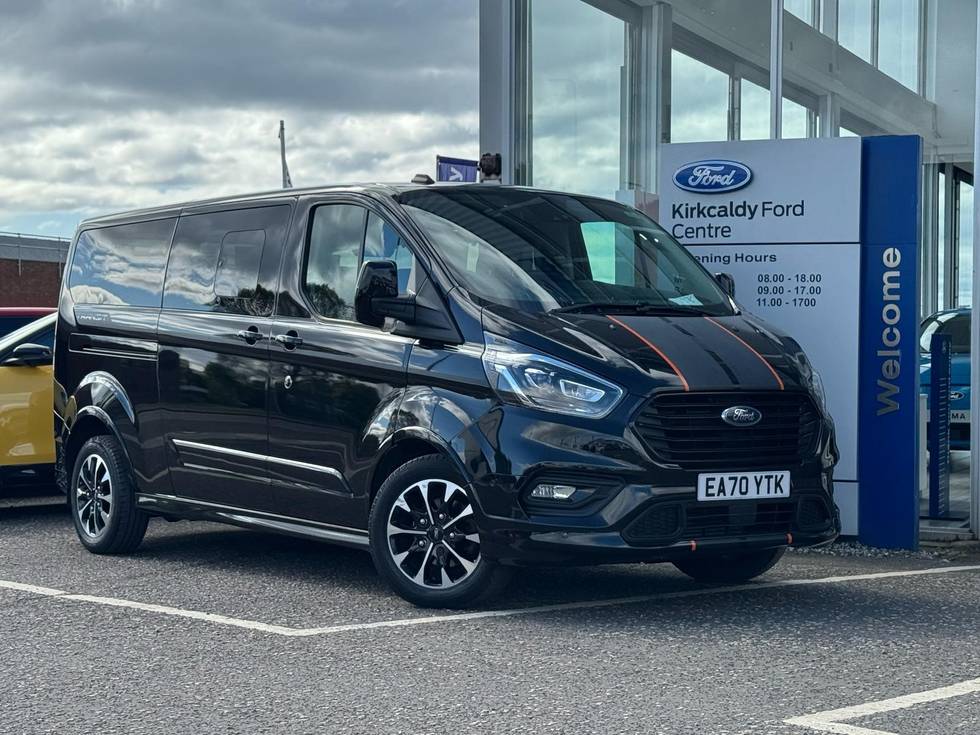 FORD TOURNEO CUSTOM 2.0 EcoBlue 185ps L2 8 Seater Sport £29,995