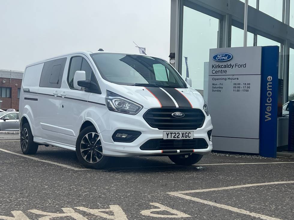 FORD TRANSIT CUSTOM 2.0 EcoBlue 185ps L2 H1 D/Cab Sport £27,995