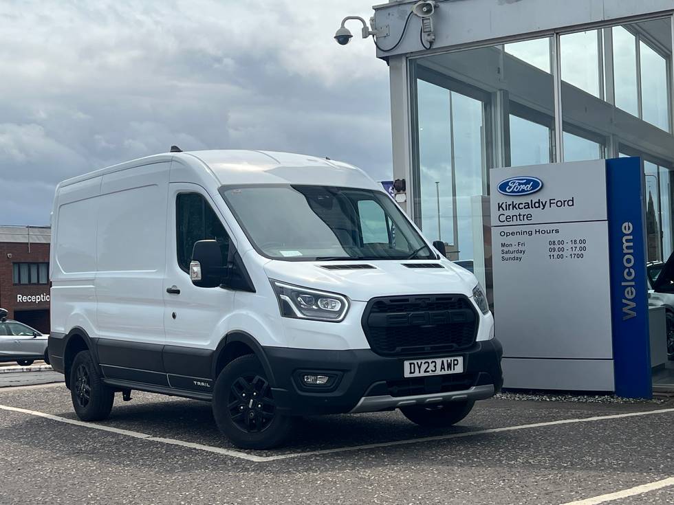 FORD TRANSIT 350 2.0 EcoBlue 170ps L2 H2 AWD Trail £31,995