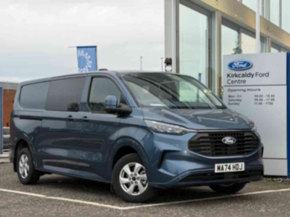 FORD TRANSIT CUSTOM 2.0 EcoBlue 136ps L2 H1 Double Cab Limited Auto �32,495