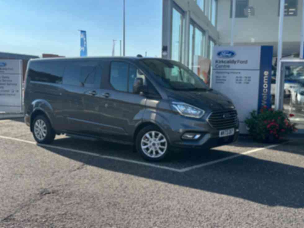 FORD TOURNEO CUSTOM 320 2.0 EcoBlue 170ps L2 9 Seater Titanium Auto 38,495