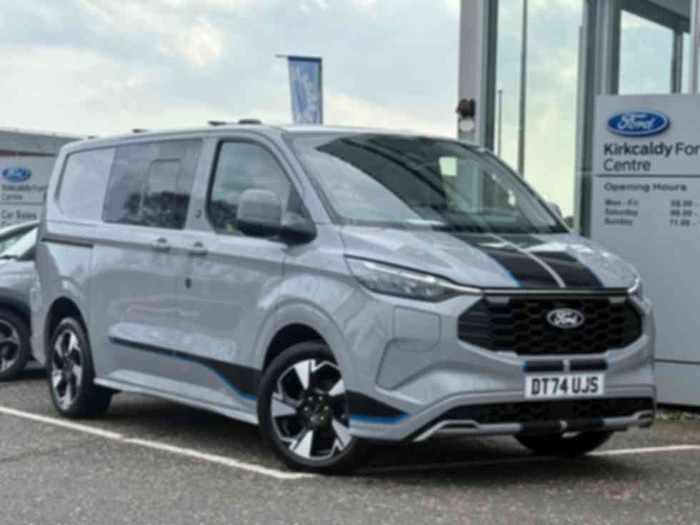FORD TRANSIT CUSTOM 320 2.5 PHEV 232ps L1 Double Cab Sport Auto �38,995