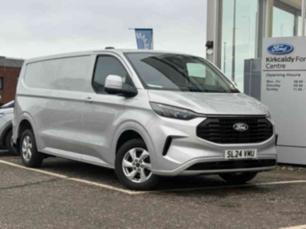 FORD TRANSIT CUSTOM 300 2.0 EcoBlue 136ps L2  Limited �21,995