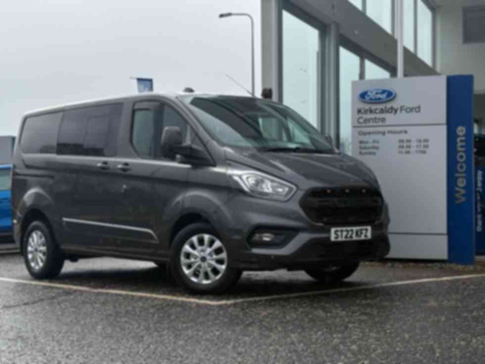FORD TRANSIT CUSTOM 300 2.0 EcoBlue 170ps L1 D/Cab Limited �18,995