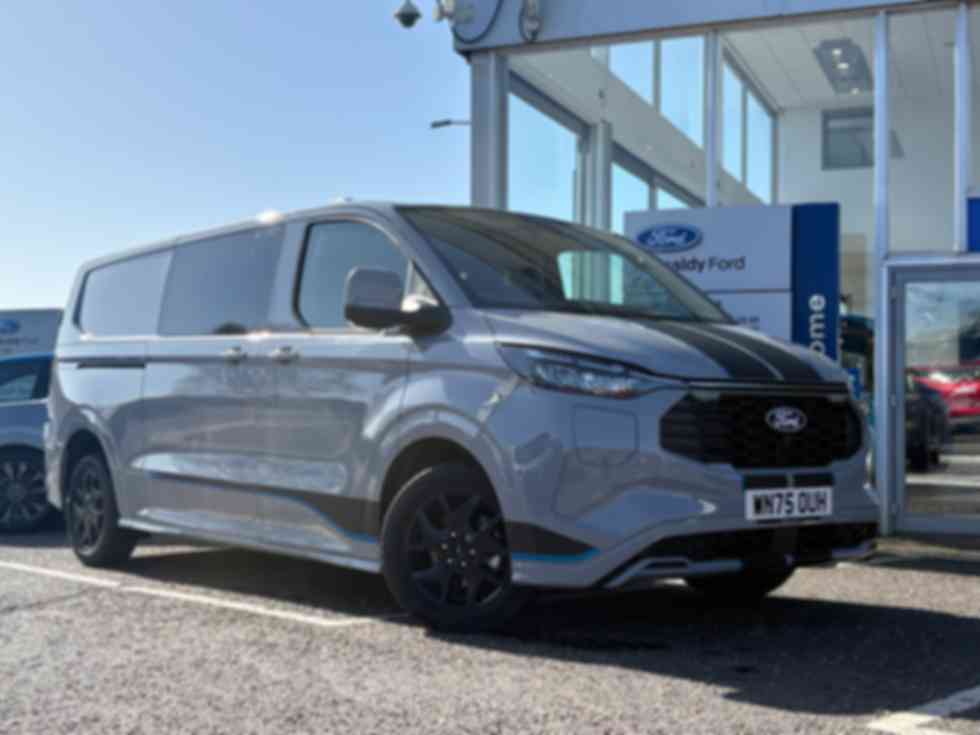 FORD TRANSIT CUSTOM 320 2.0 EcoBlue 170ps L2 Double Cab Sport Auto �39,995