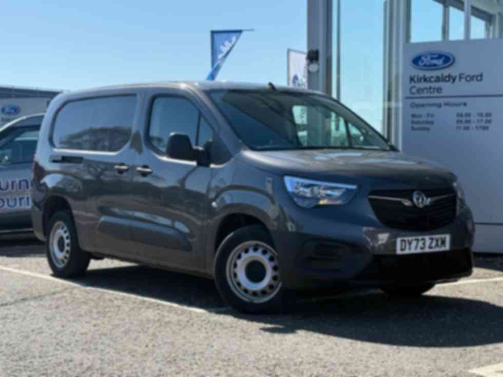 VAUXHALL COMBO 2300 1.5 Turbo D 100ps L2 Prime �13,495