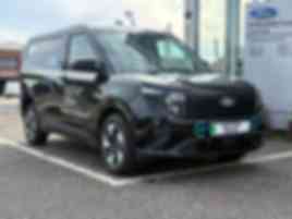FORD TRANSIT COURIER TREND �0