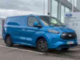FORD TRANSIT CUSTOM 320 160kW 65kWh L1 Limited Auto �25,995