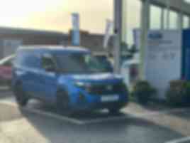 FORD TRANSIT COURIER 1.5 EcoBlue Limited 19,995