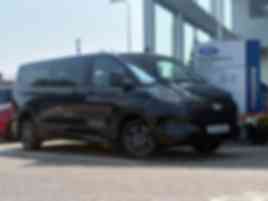 FORD TOURNEO CUSTOM 320 2.0 EcoBlue 150ps L2 Titanium 9 seater �39,995
