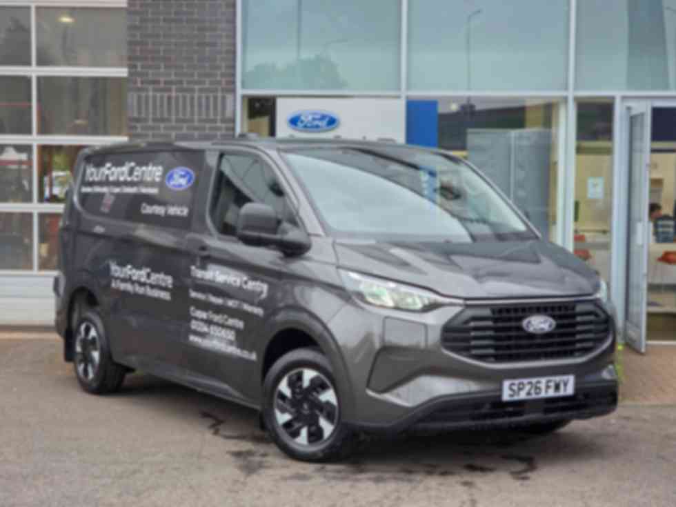 FORD TRANSIT CUSTOM 2.5 PHEV 232ps L1 Trend Auto �26,995