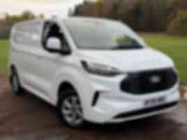 FORD TRANSIT CUSTOM 280 2.0 EcoBlue 136ps L1 H1 Van Limited 27,495