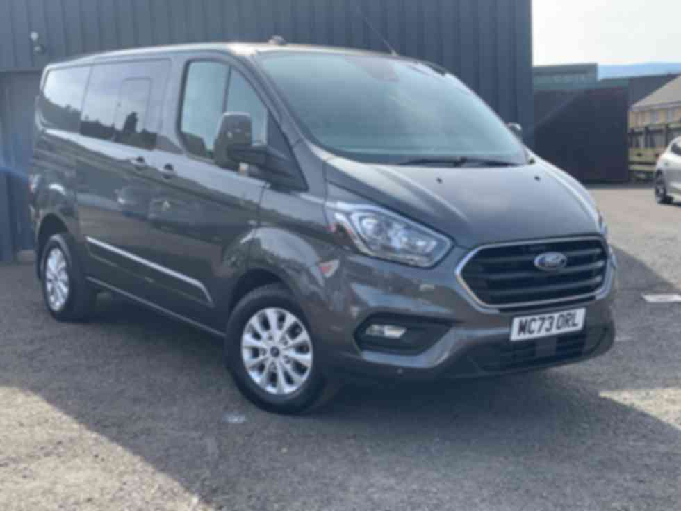 FORD TRANSIT CUSTOM 300 2.0 EcoBlue 130ps L1 D/Cab Limited  26,995