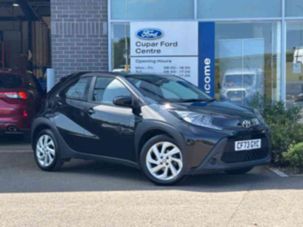 TOYOTA AYGO X VVT-I PURE 13,995