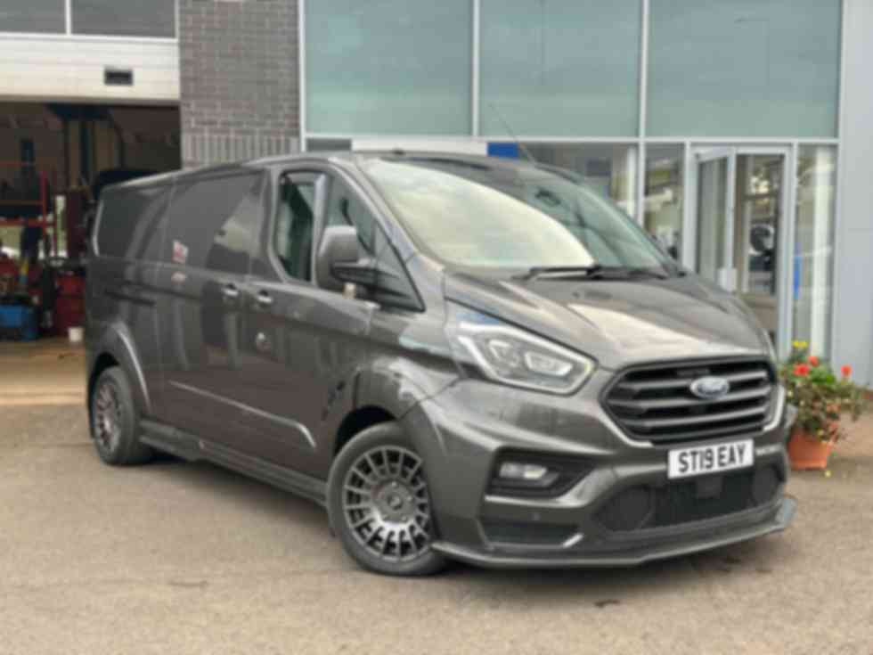 FORD TRANSIT CUSTOM 2.0 EcoBlue 170ps L2 MSRT 24,995