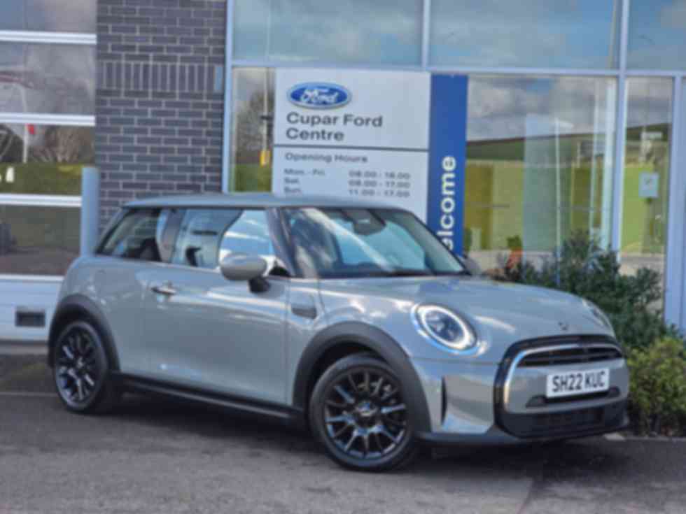 MINI HATCH 1.5 COOPER CLASSIC �13,995