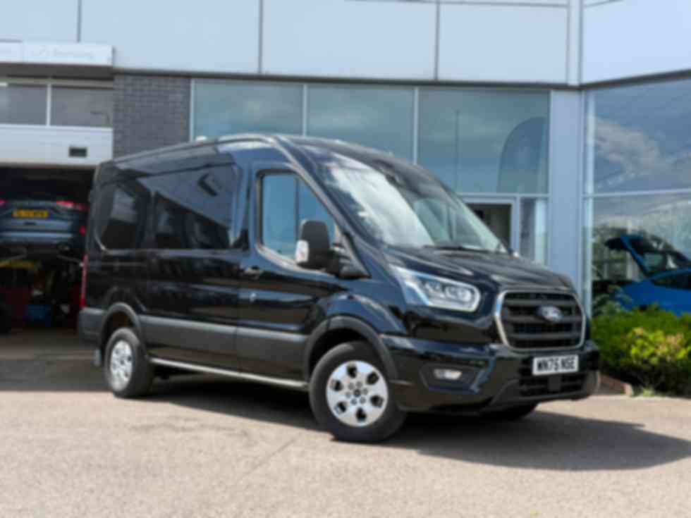 FORD TRANSIT 2.0 EcoBlue 130ps L2 H2 Limited Auto FWD Nav �32,995
