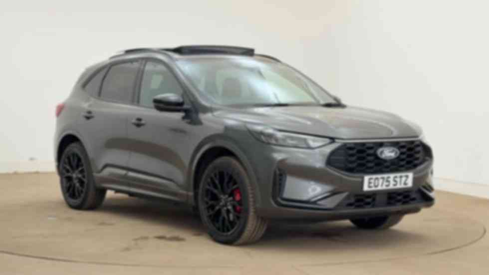 FORD KUGA 2.5 ST-LINE X BLACK PACKAGE 245ps 5dr pHEV �30,995
