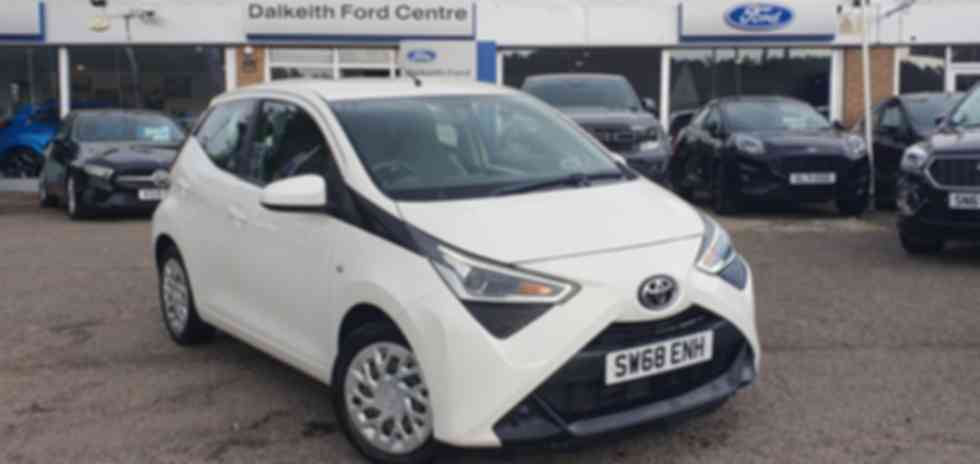 TOYOTA AYGO VVT-I X-PLAY X-SHIFT 1.0 72ps  �9,795