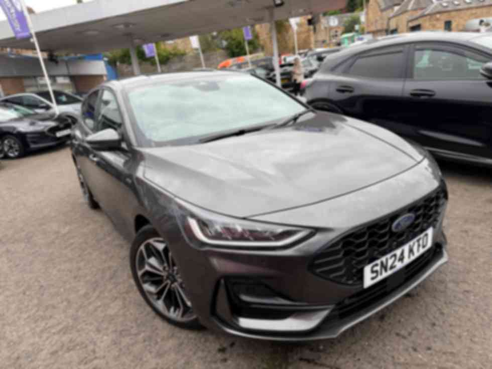 FORD FOCUS ST-LINE X 1.0 155ps  �18,995