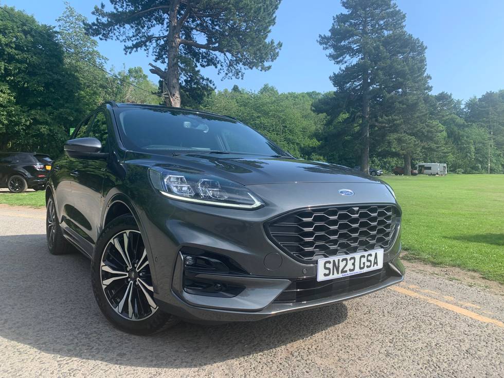 FORD KUGA ST-LINE X EDITION FHEV 25,595