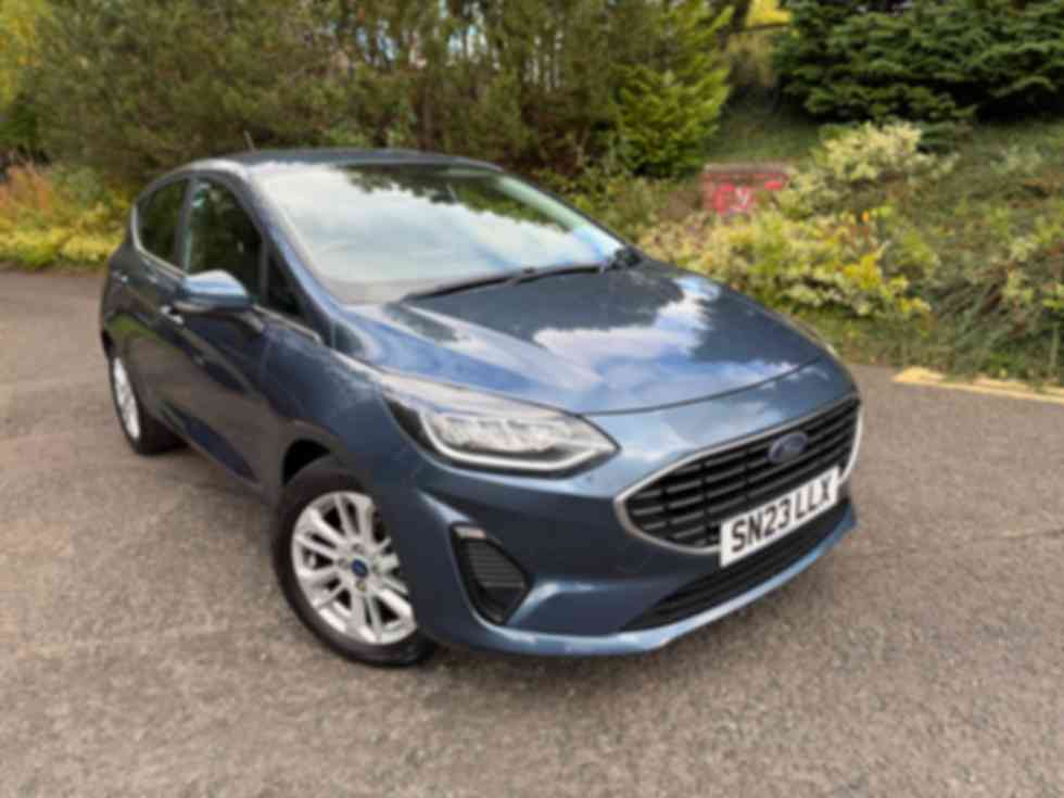 FORD FIESTA TITANIUM 15,995