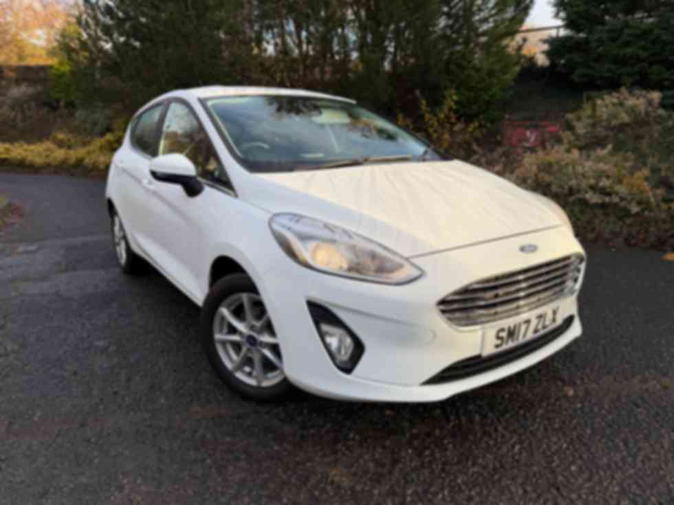 FORD FIESTA ZETEC 8,995