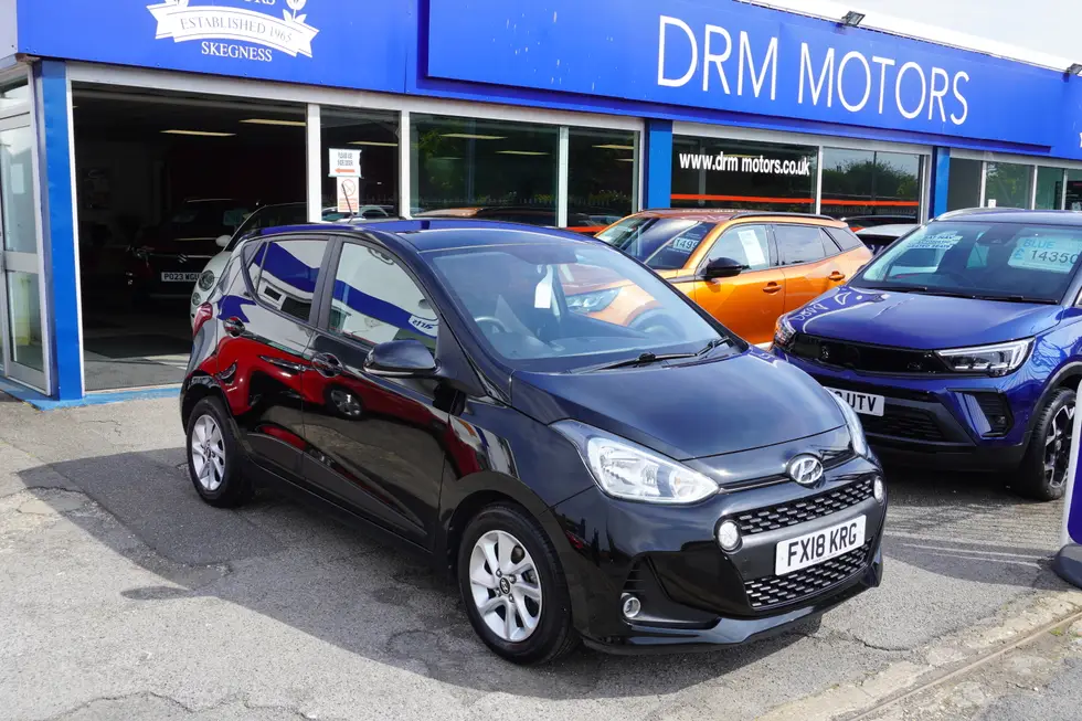 2018 HYUNDAI I10 PREMIUM 8,495 OR 188 A MONTH ON HP FINANCE CLICK HERE FOR... photo