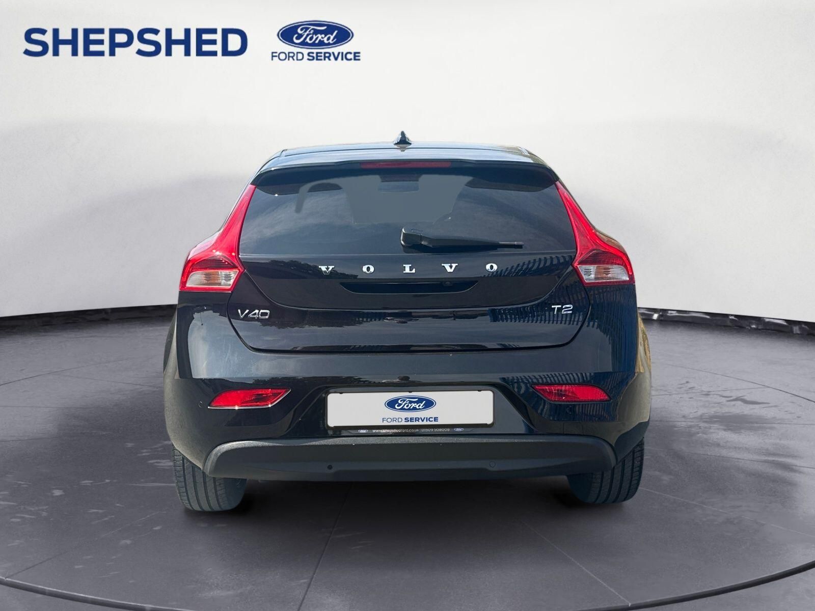 Currently viewing 19-2019 V40 2.0 T2 R-Design Edition Euro 6 (s/s) 5dr ...