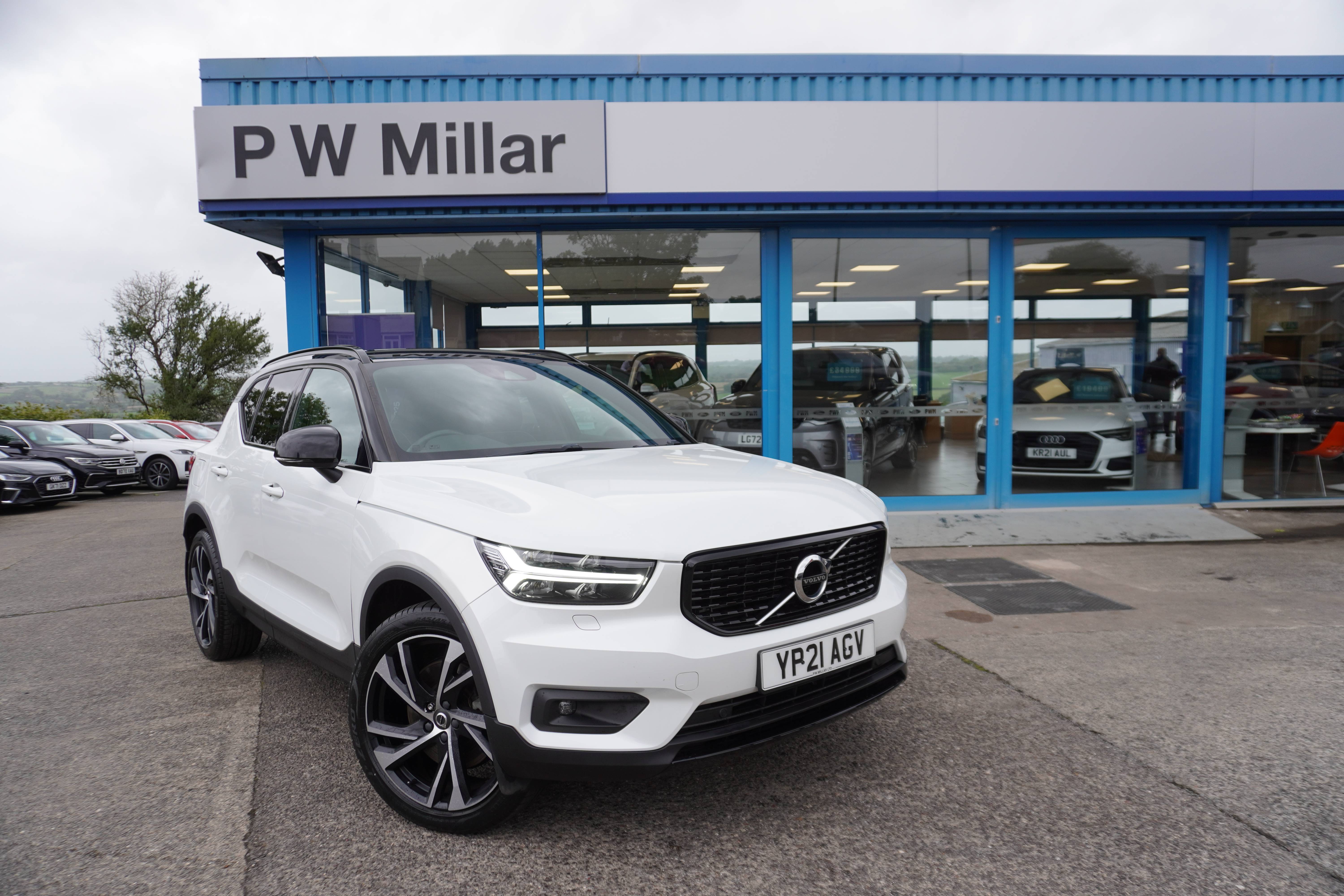 2021 Volvo XC40