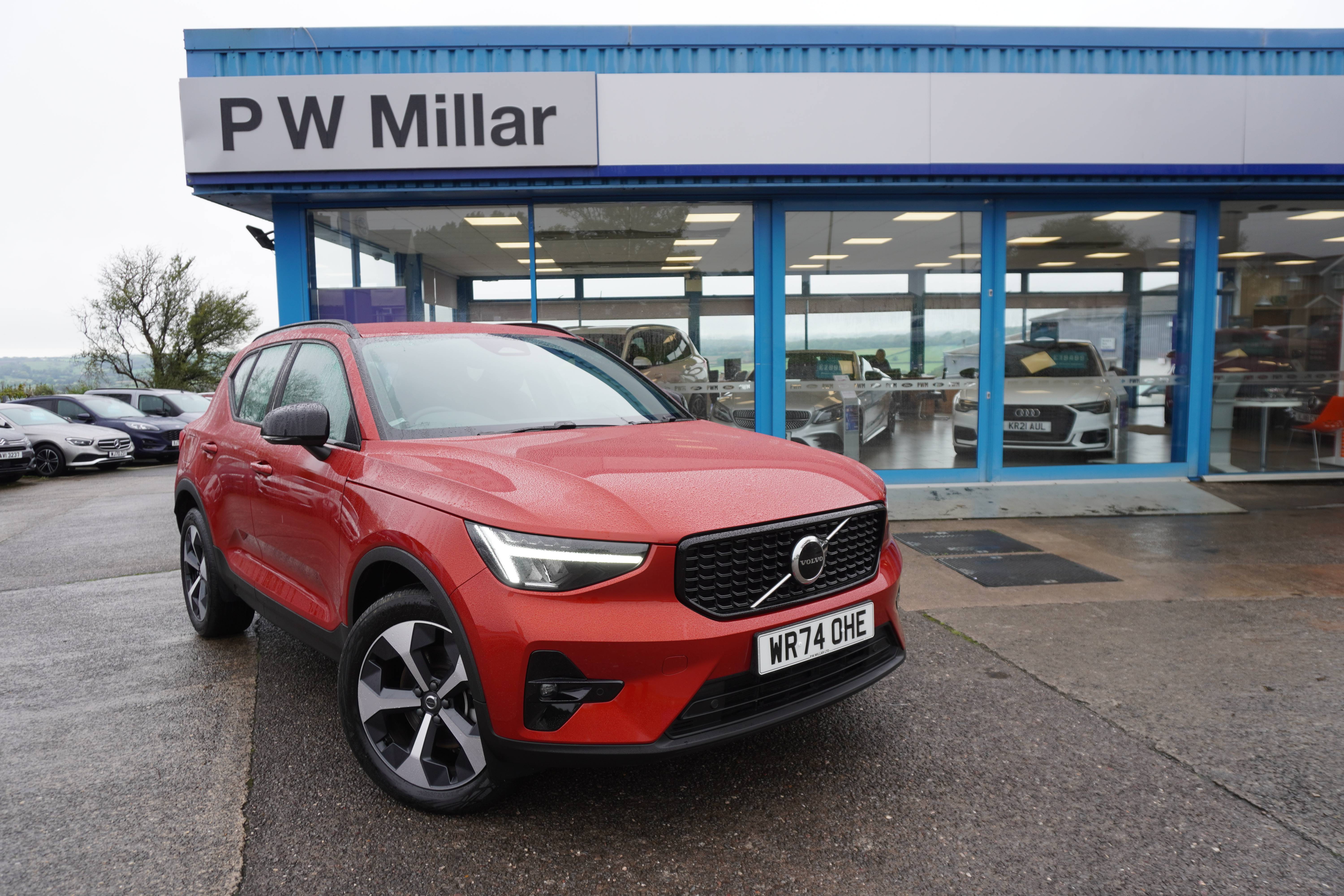 2024 Volvo XC40