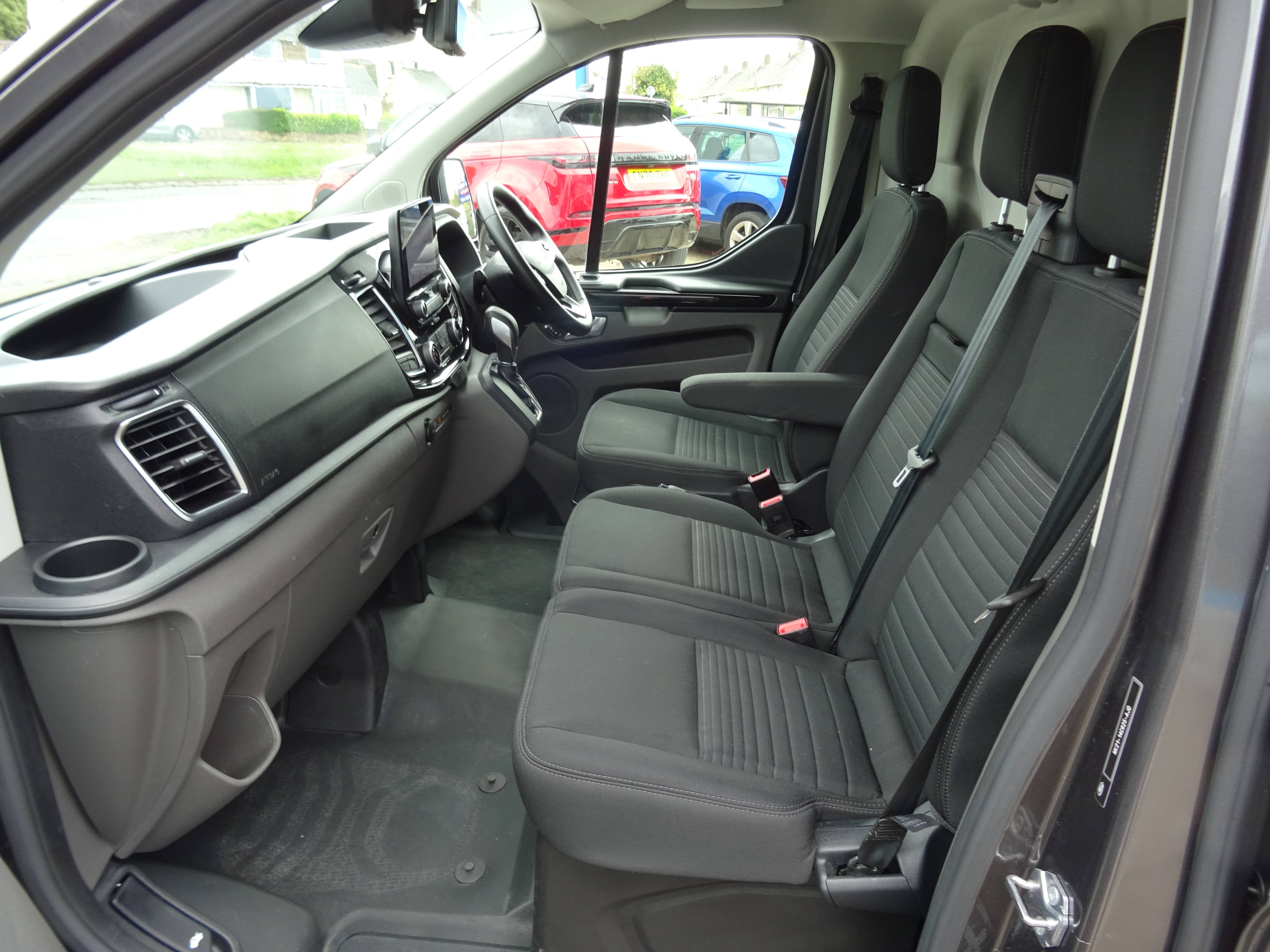 Currently viewing FORD TRANSIT CUSTOM 2.0 EcoBlue 170ps High Roof ...