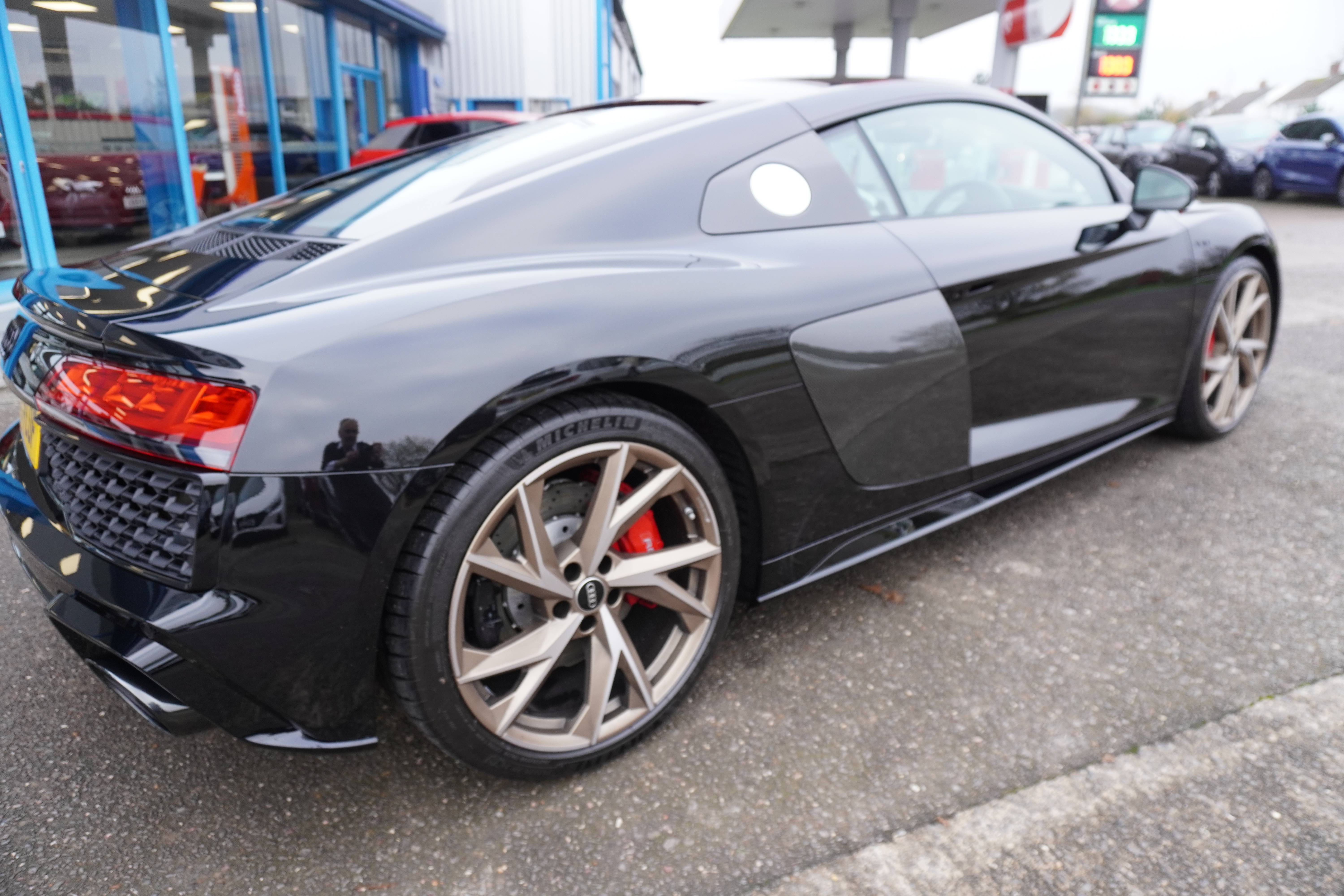 PW Millar - Barry - South Glamorgan | Currently viewing AUDI R8 5.2 FSI ...
